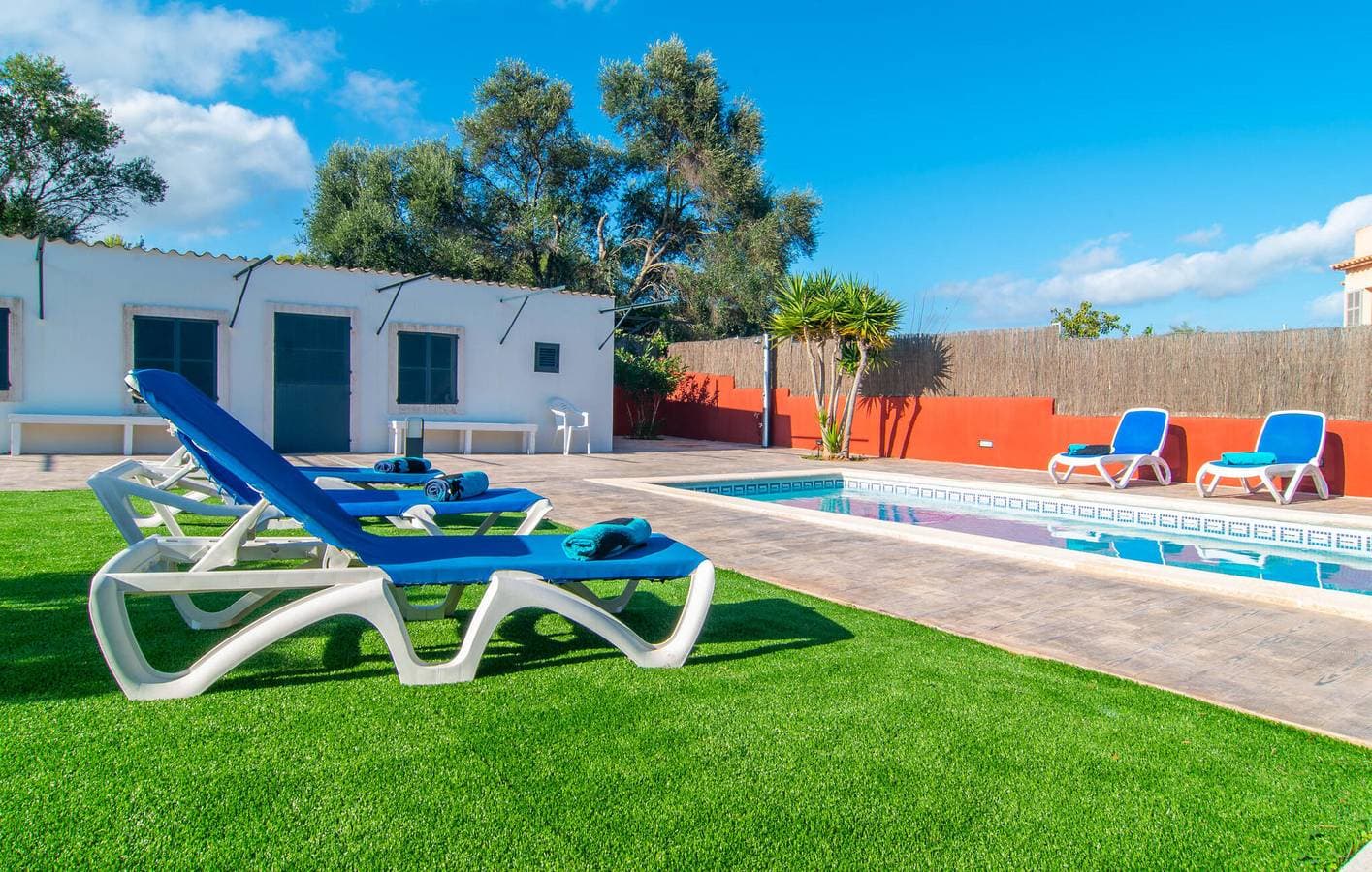 Foto 6 von 37: Luxuriöse Strandwohnung mit Pool und Terrasse
