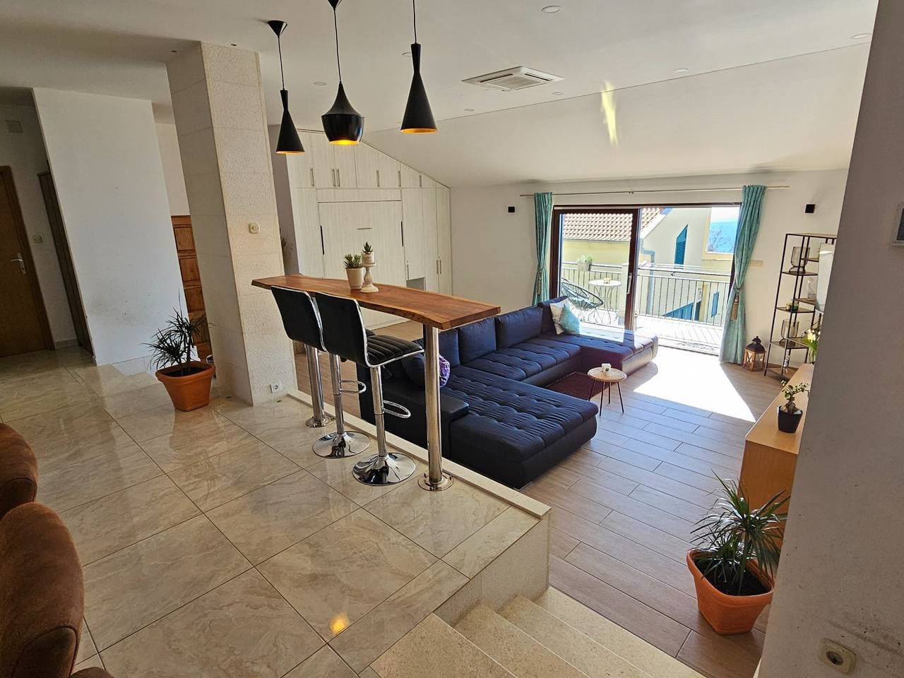Foto 8 von 40: Ferienhaus für 8 Personen mit Balkon