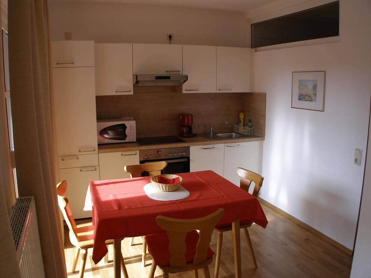 Foto 7 von 18: Two-Bedroom Apartment