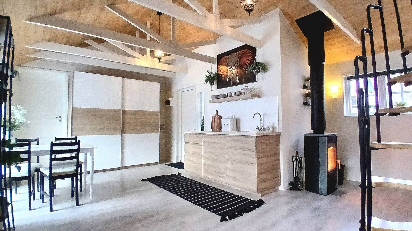 Foto 5 von 47: Lodge für 4 Personen mit Whirlpool