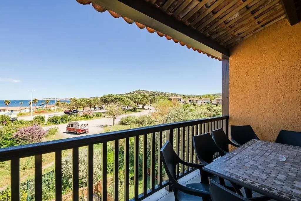 Direkter Zugang Strand & Pool Gassin 1
