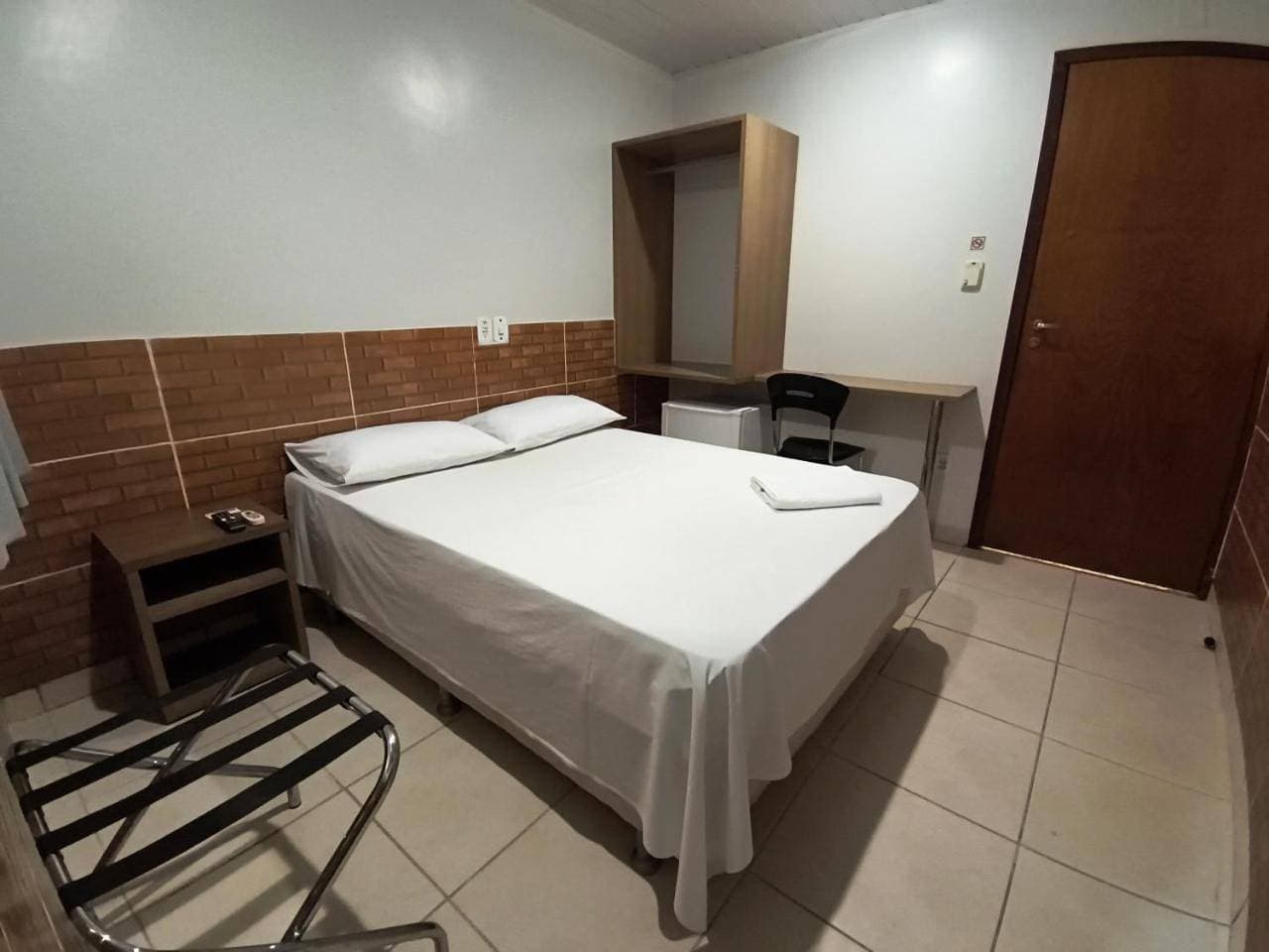 Foto 7 von 9: Standard Double Room