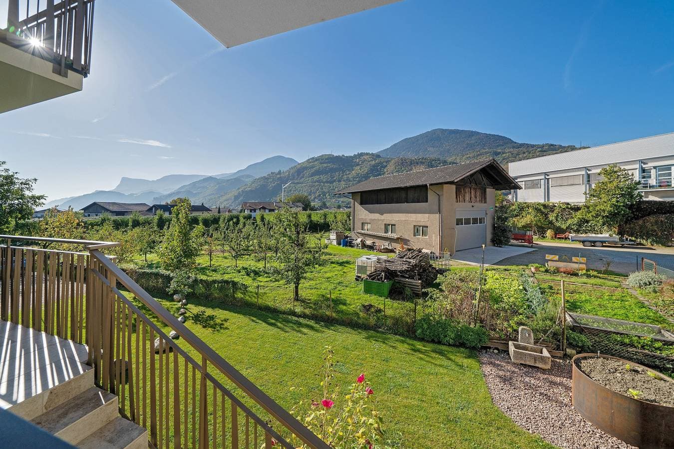 Foto 3 von 30: Ferienwohnung 'Fuchsberger A' mit Bergblick, Wi-Fi und Klimaanlage
