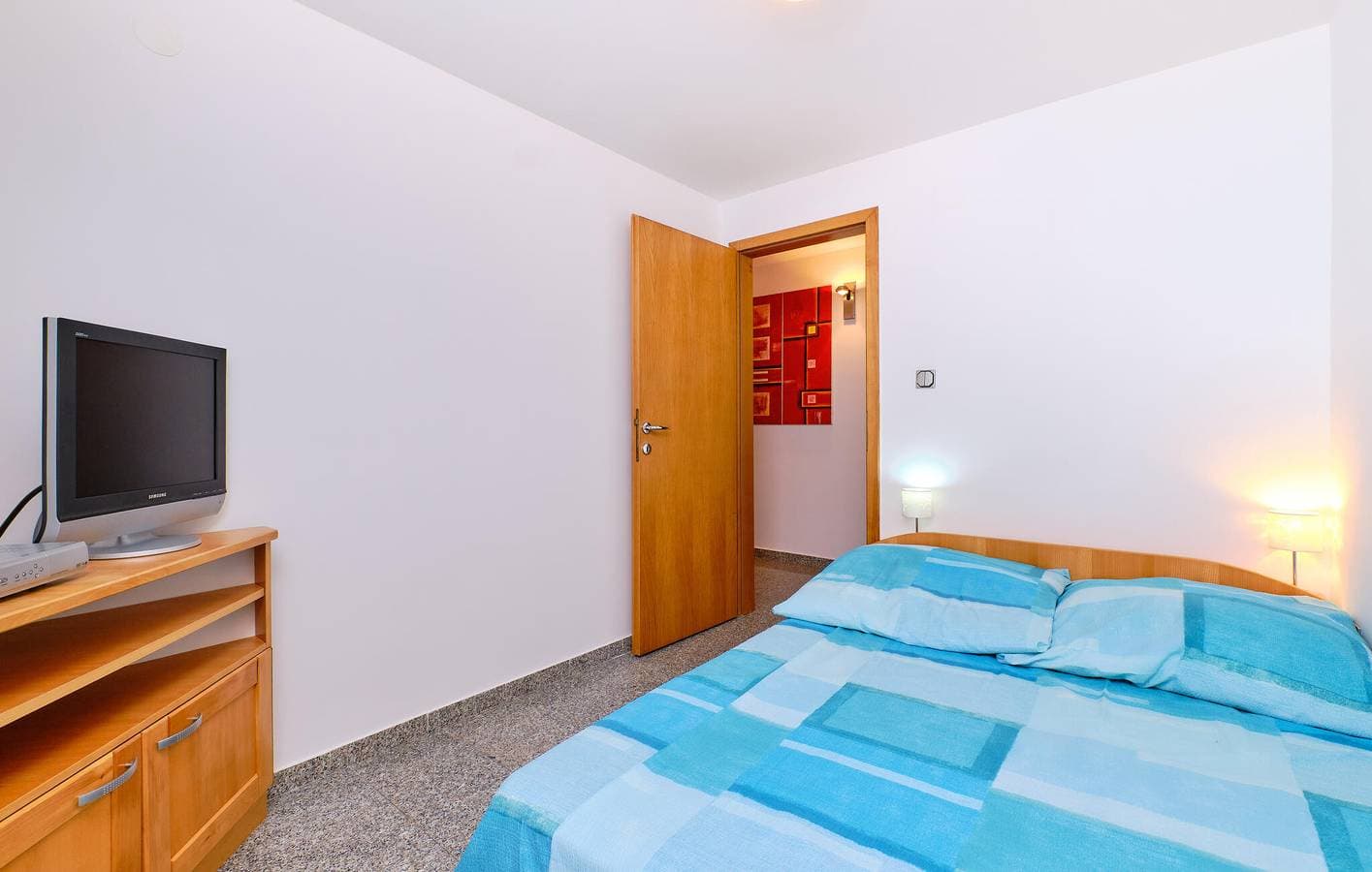 Foto 11 von 20: Charmante 2-Zimmer-Wohnung mit Terrasse und malerischer Aussicht, 2 km vom Strand von Valdarke entfernt