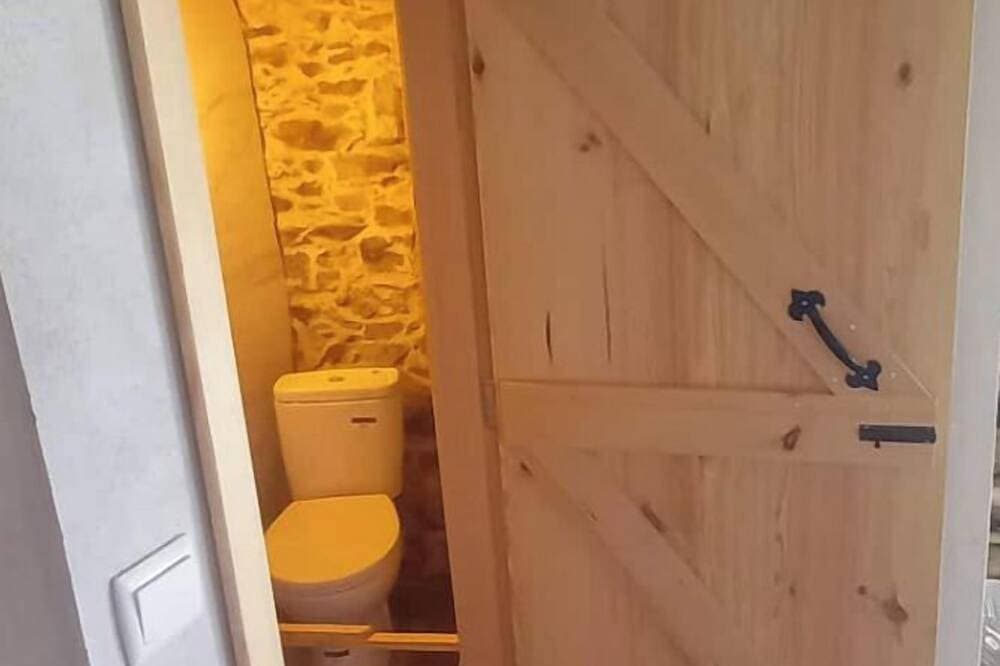 Foto 4 von 30: Relax at Ceira Cottage -Private Plunge Pool & Nature Escape