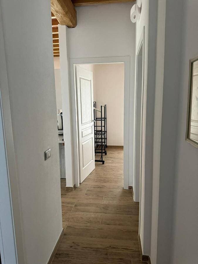 Foto 4 von 38: Three-Bedroom Apartment