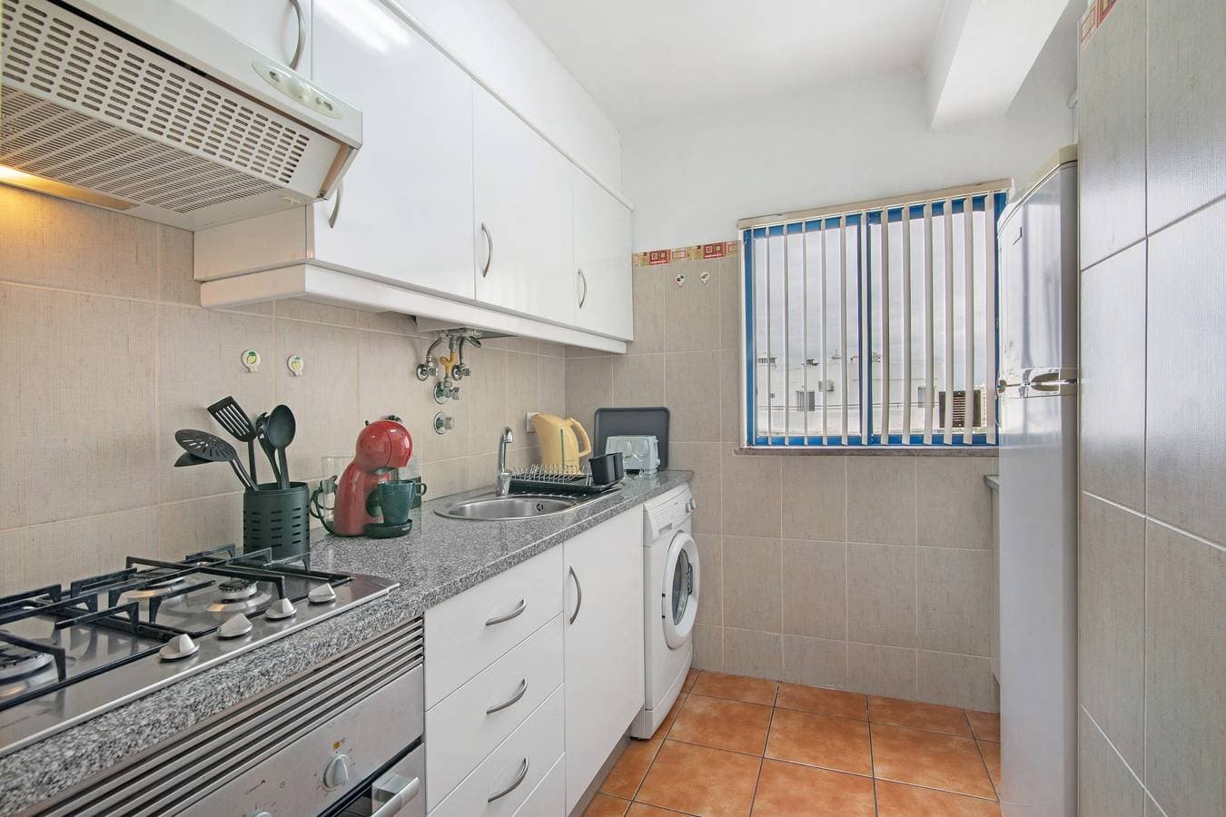 Foto 7 von 23: Ferienwohnung 'T2 2 Linha Praia Vista Mar' mit Meerblick, Balkon und Wi-Fi