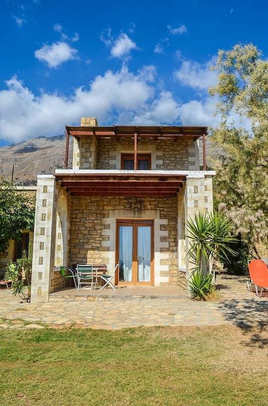 Foto 9 von 59: Ferienhaus mit Pool, großer Garten, idyllisch und ruhig, Wifi | Triopetra, Kreta