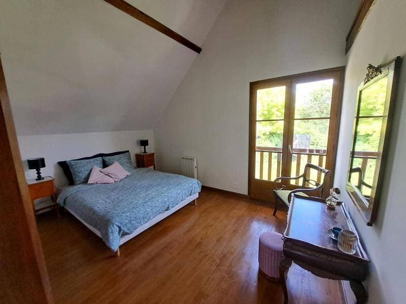 Foto 7 von 11: Three-Bedroom House