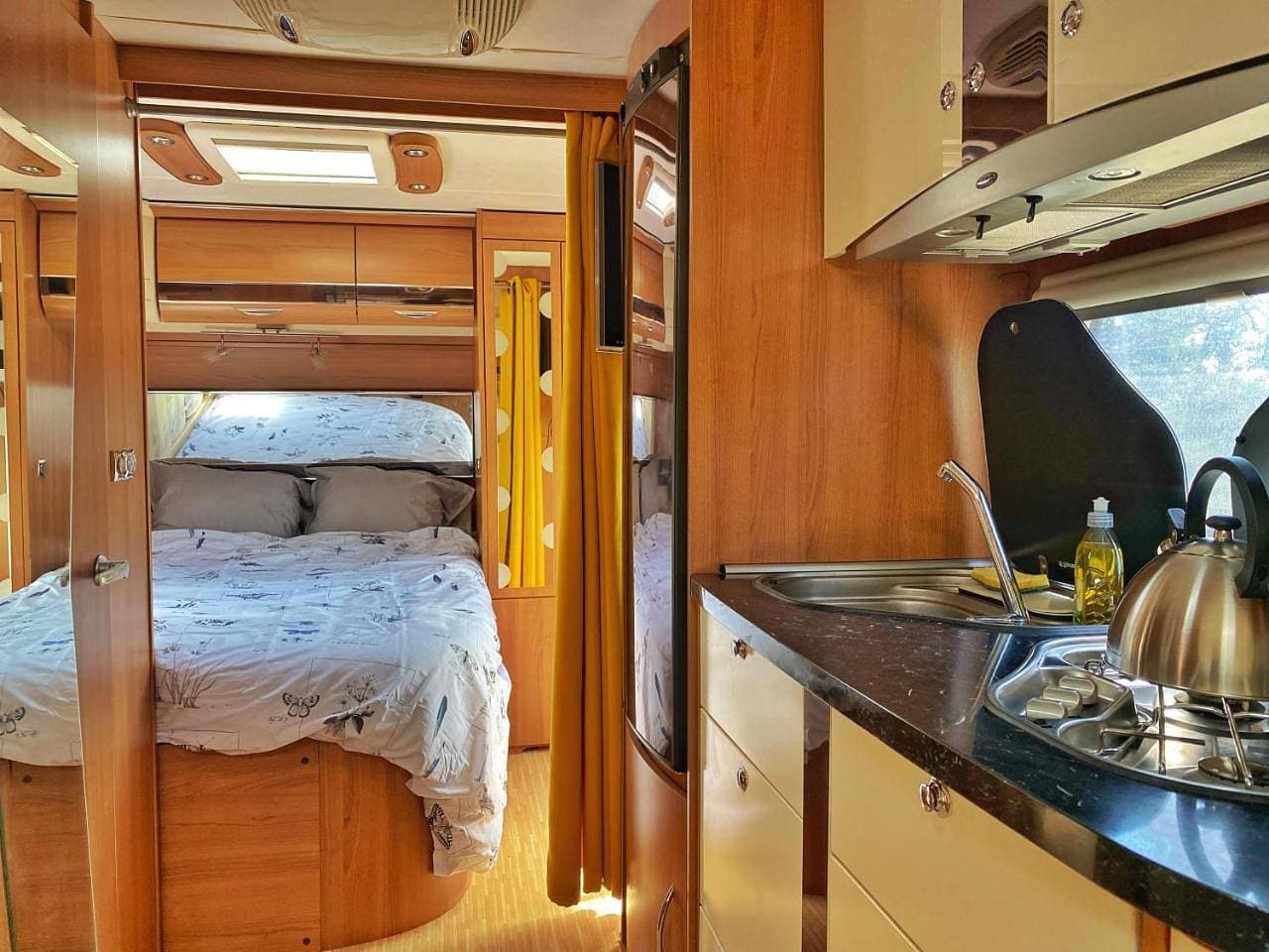 Foto 13 von 17: Caravan