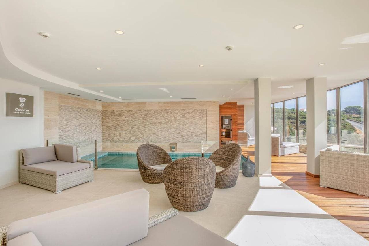 Foto 10 von 34: Caneiros Luxury House & Suites