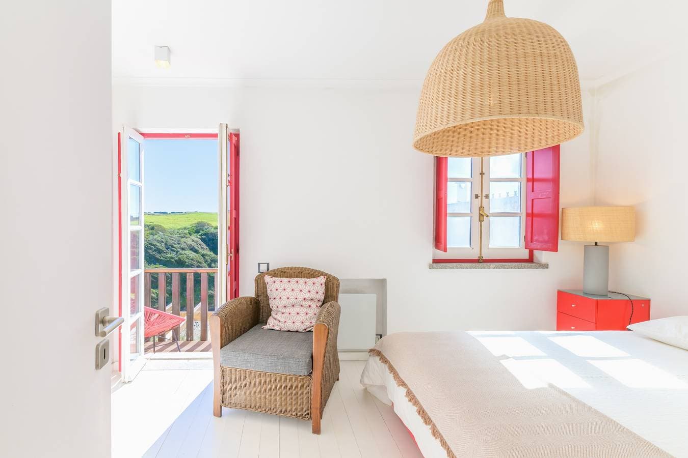 Foto 9 von 28: Ferienhaus 'Stylish Alentejo Beach Houseporto' mit Meerblick, privater Terrasse & WLAN
