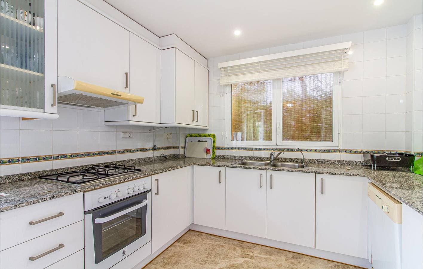 Foto 5 von 22: Geräumiges Apartment mit WiFi, Parkplatz und Terrasse