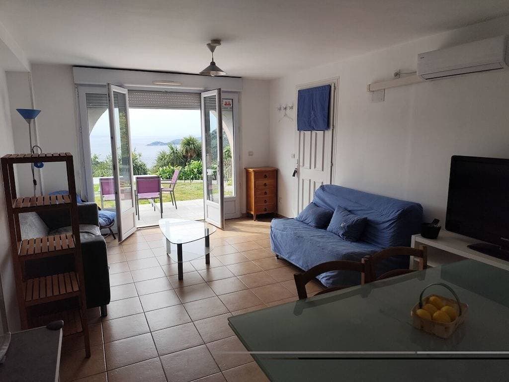 Foto 8 von 18: Ferienwohnung in Èze mit Schwimmbecken