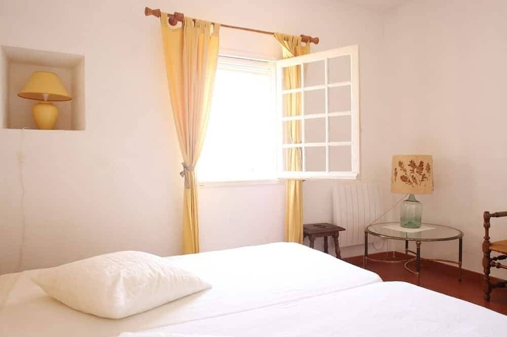 Foto 3 von 23: Sehr schöne Maisonette-Wohnung, Terrasse und Panoramablick in einem mittelalterlichen Dorf