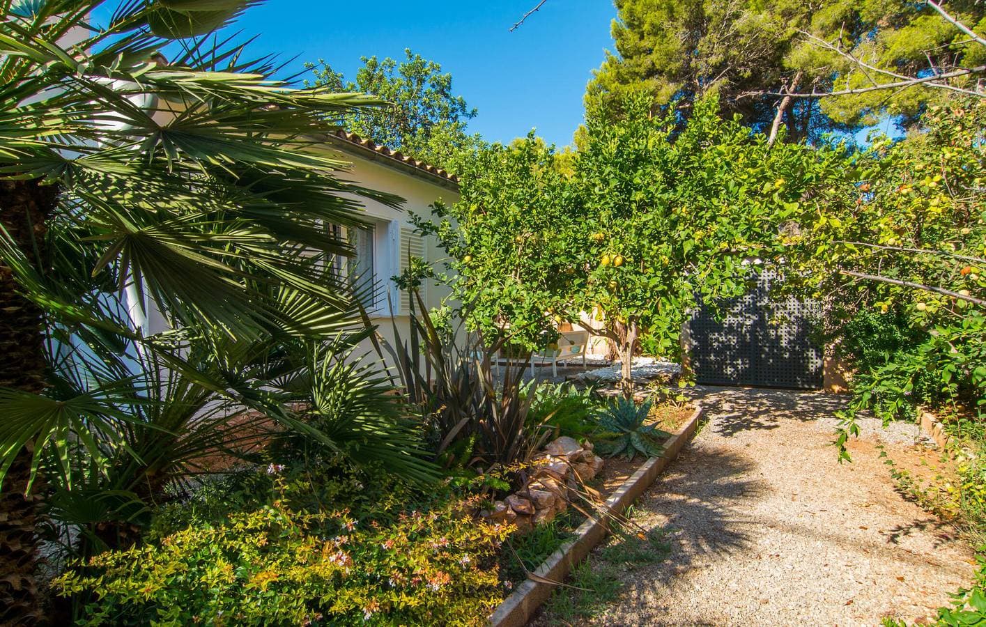 Foto 11 von 37: Gemütliche Strandwohnung mit Terrasse und Grill