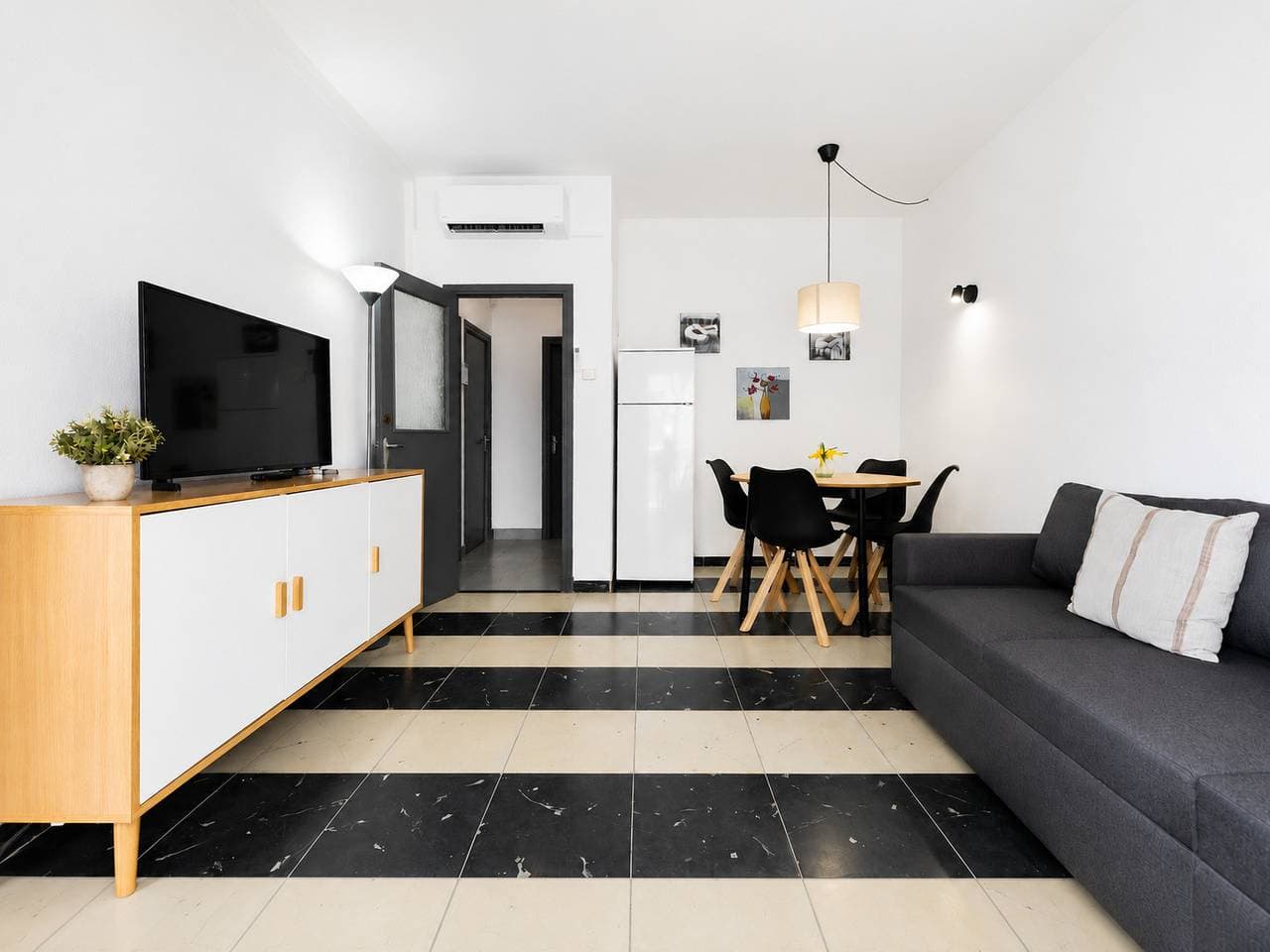 Foto 5 von 19: Uhc Salduba Apartment