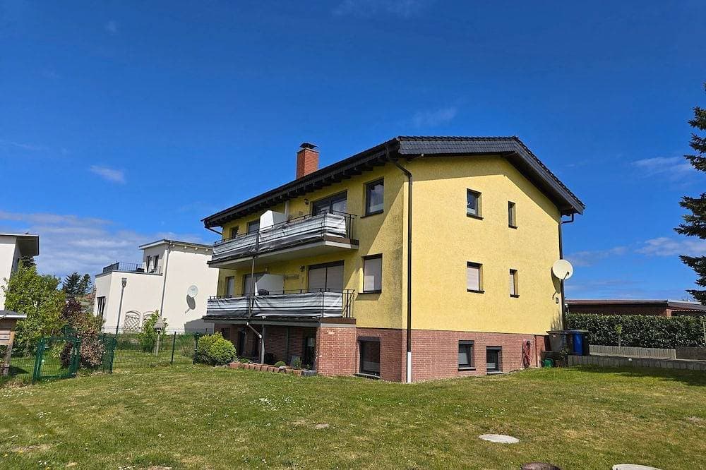 FeWo Ostseeglück im Jasmund-Paradies mit Terrasse und haustierfreundlich 1