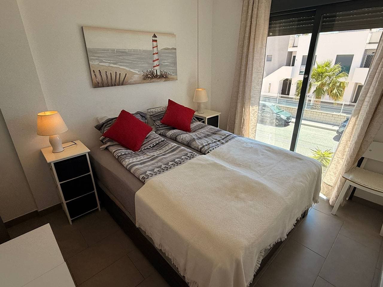Foto 13 von 26: F4112