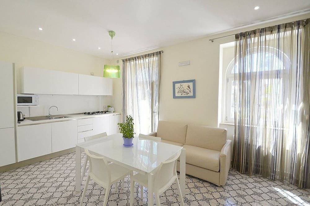 Foto 13 von 30: Villa Elicona D: A welcoming apartment situated in a central location, at a short distance from the Cathedral of Ravello, with Free Wi-Fi.