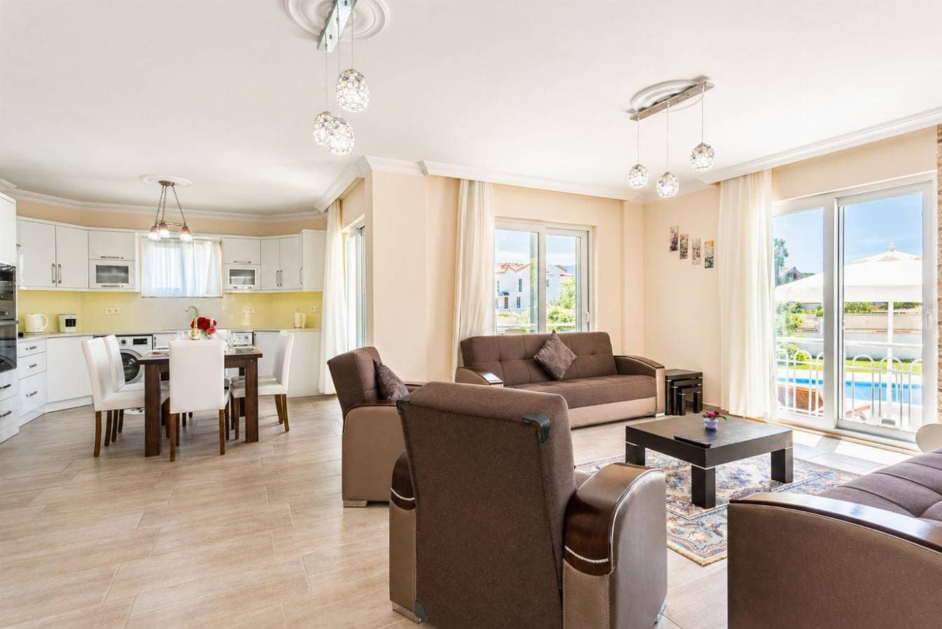 Foto 6 von 28: Villa für 8 Personen mit Terrasse
