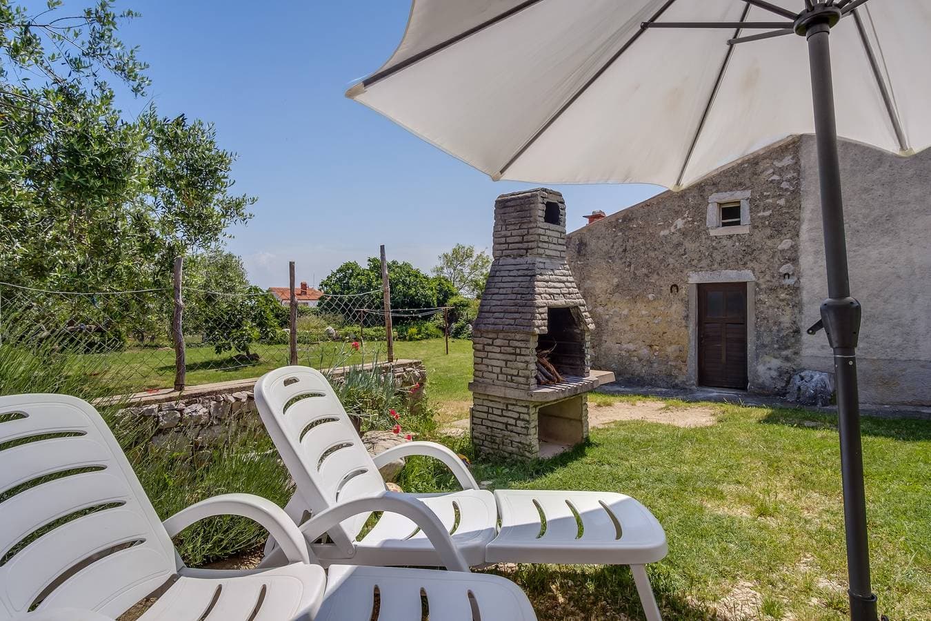 Foto 6 von 34: 1-Zimmer-Ferienwohnung mit Terrasse Punta kriza, Cres A-867-b