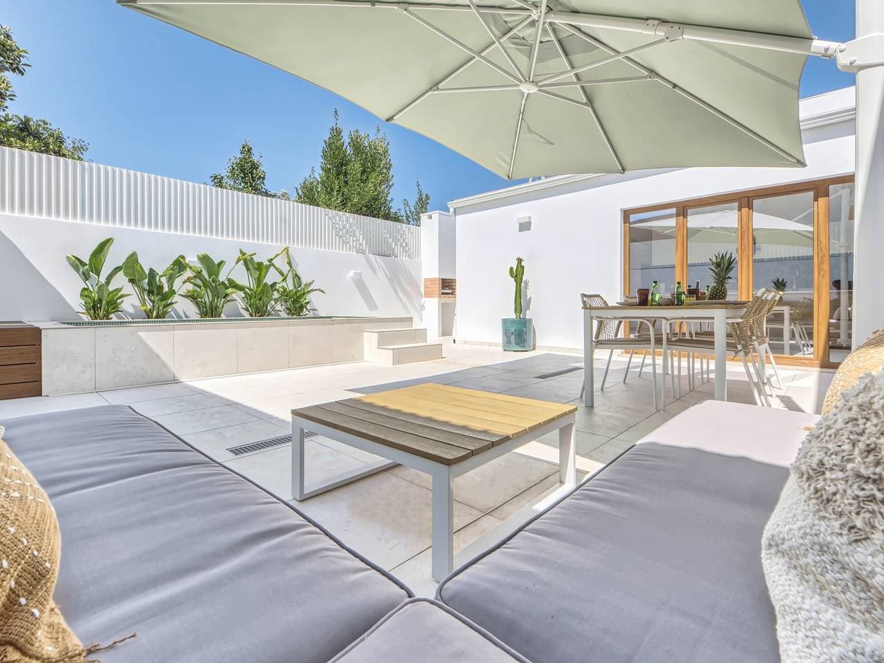 Foto 6 von 27: Modernes Haus mit Pool - Ferragudo