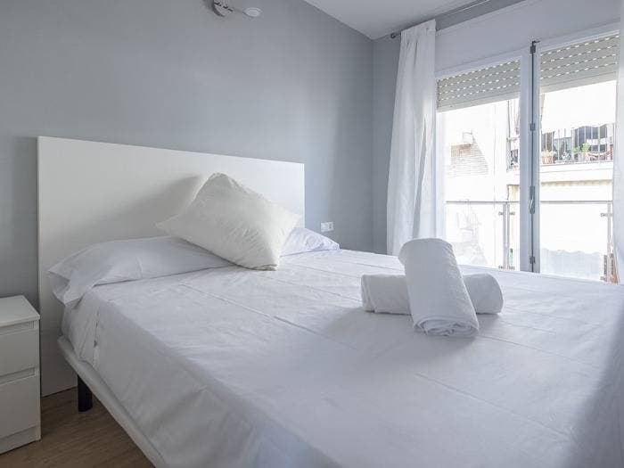 Foto 10 von 25: Ferienwohnung für 4 Personen mit Balkon