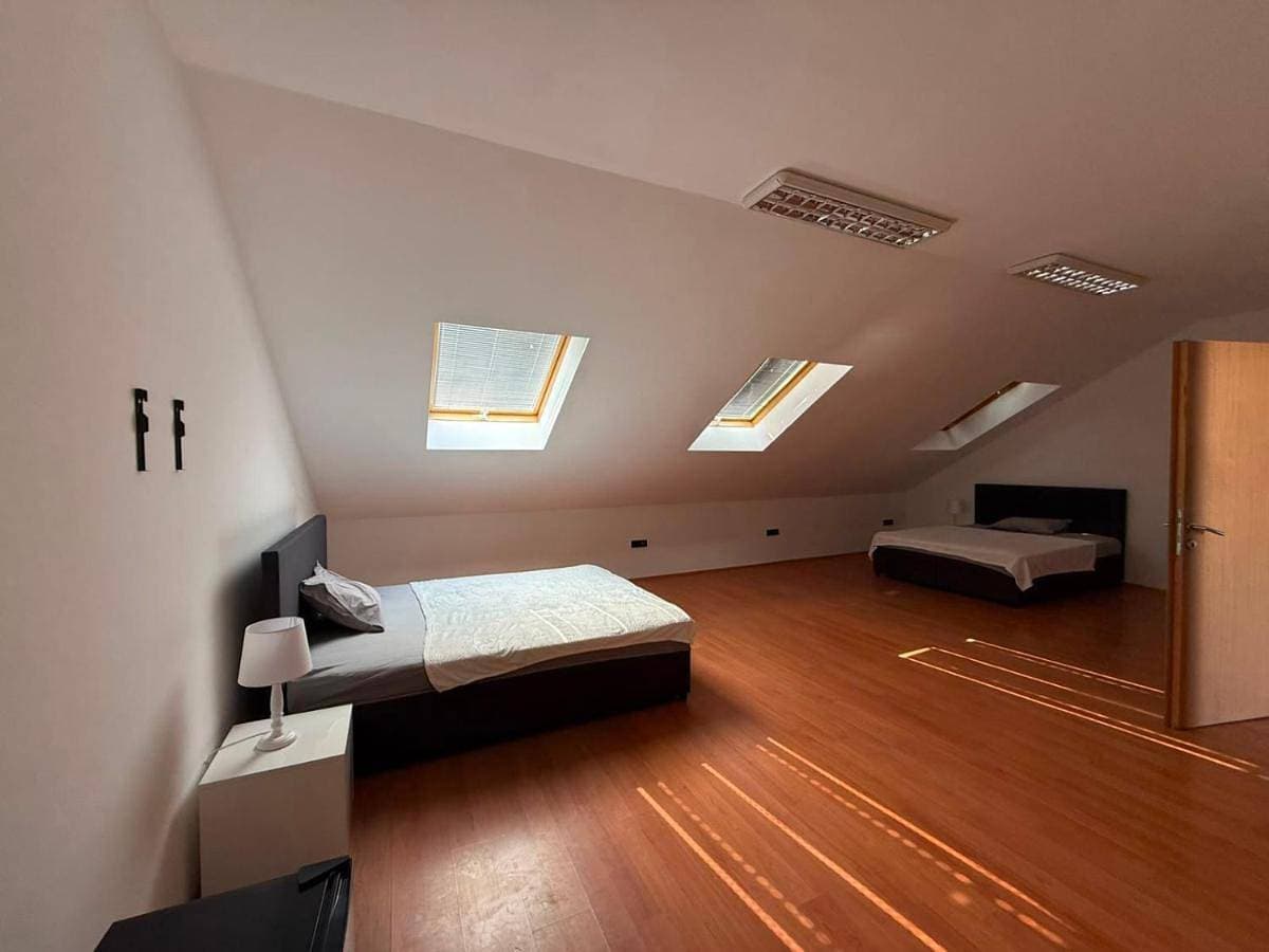 Foto 4 von 8: Two-Bedroom Apartment
