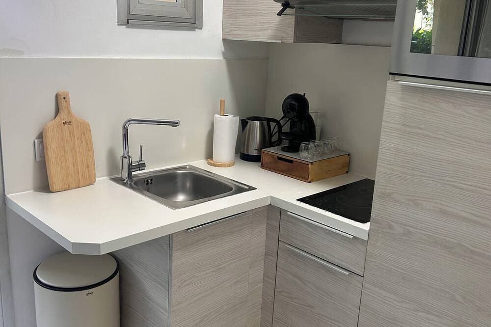 Foto 13 von 15: Charming studio apartment in Saint-Laurent-du-Var