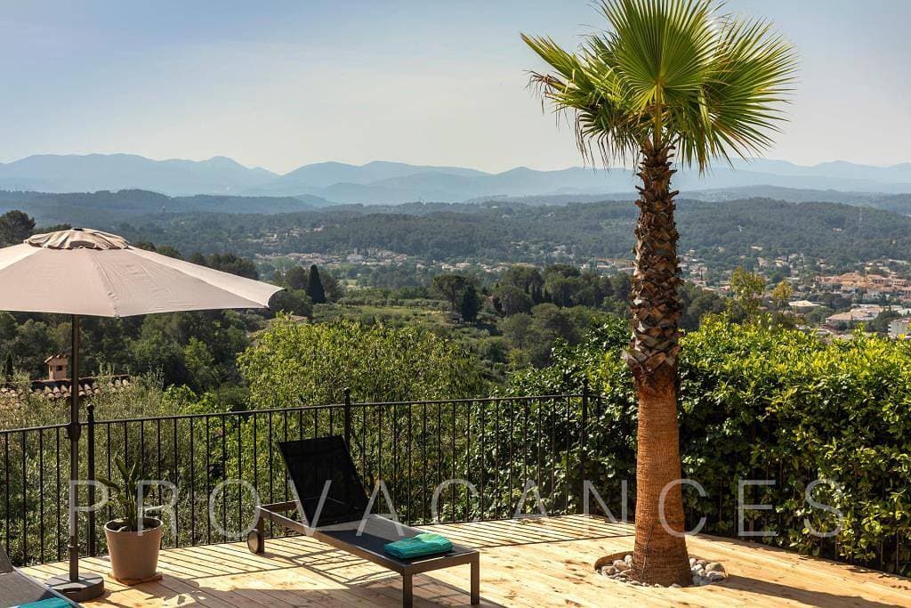 Foto 9 von 60: Schönes Ferienhaus mit Aussicht in Draguignan