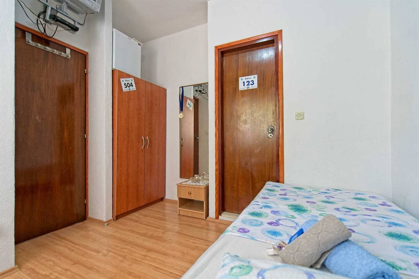 Foto 8 von 12: Matana Pomena - S3 Budget Zweibettzimmer