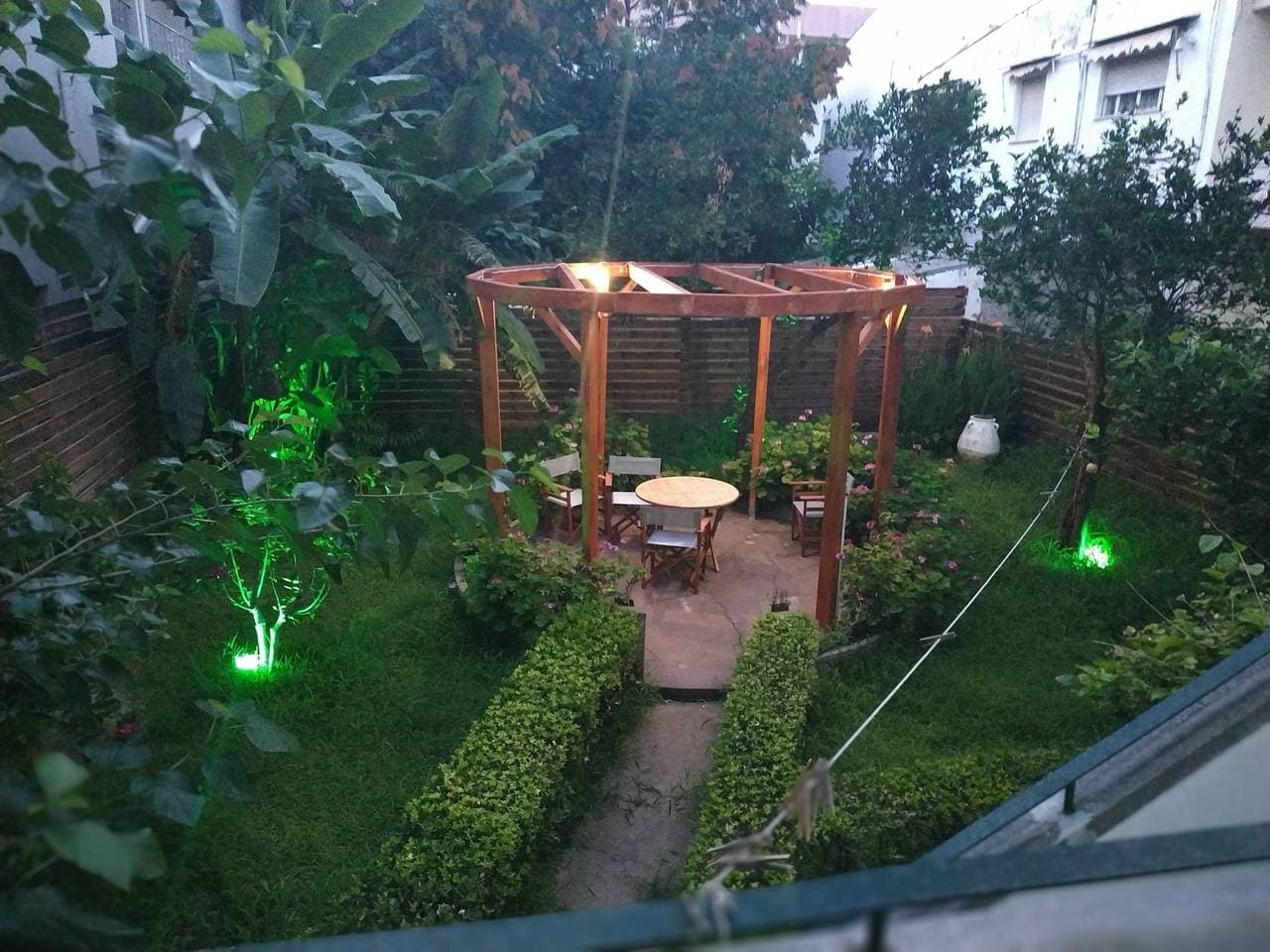 Foto 11 von 44: Downtown home Garten mit privatem Garten