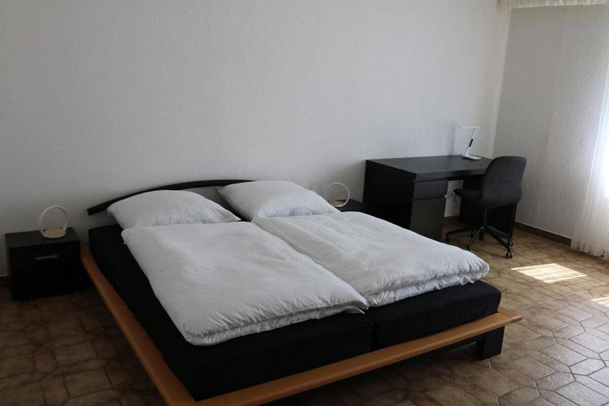 Foto 10 von 38: Two-Bedroom Apartment
