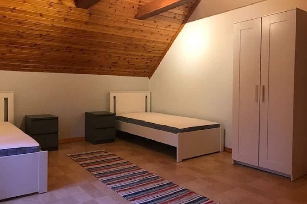 Foto 4 von 30: Gemütlicher schwedischer Waldhof Marie - in einsamer Lage - Kamin & Natur