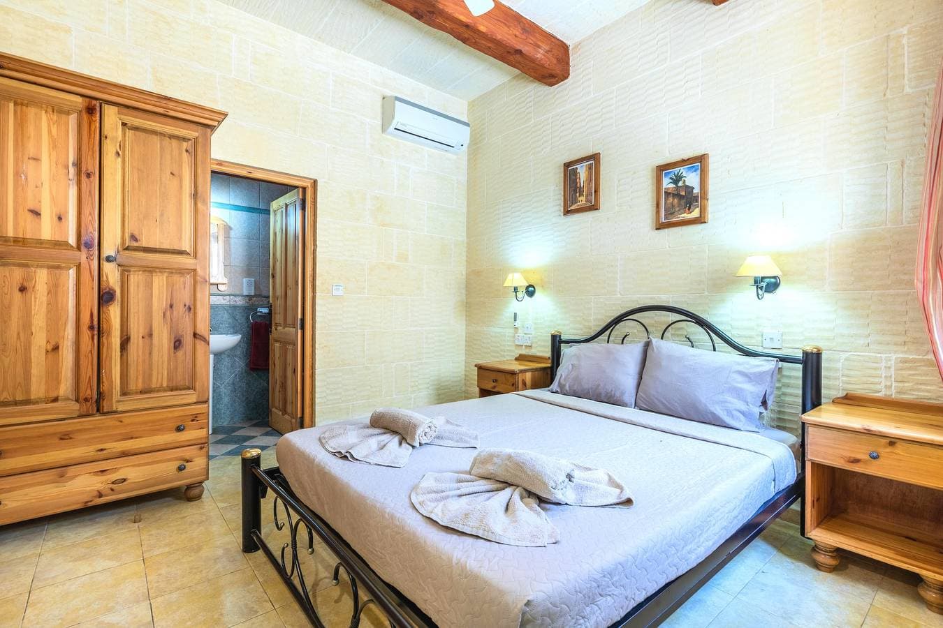 Foto 12 von 21: Villa für 8 Personen mit Meerblick