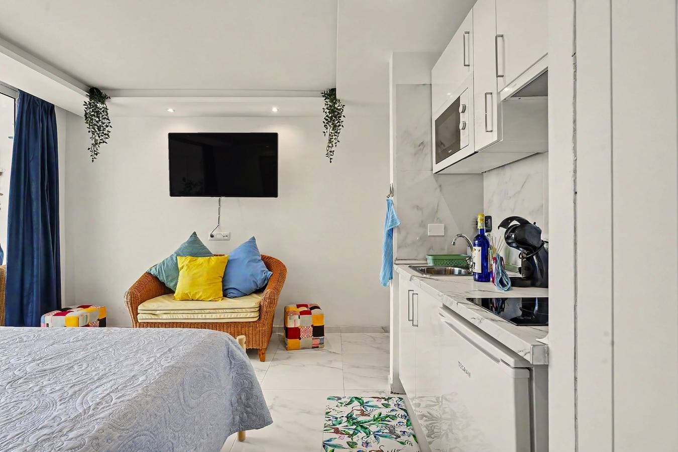 Foto 6 von 23: Ferienapartment 'Suit Atlántica' mit Meerblick, Pool und WLAN