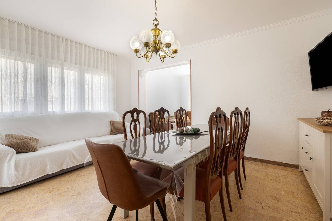 Foto 5 von 32: Ferienhaus 'Mm Delta Holidays' mit Bergblick, WLAN und Klimaanlage