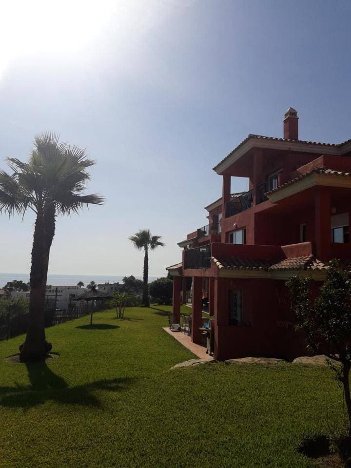 Foto 10 von 29: Apartment with Sea View