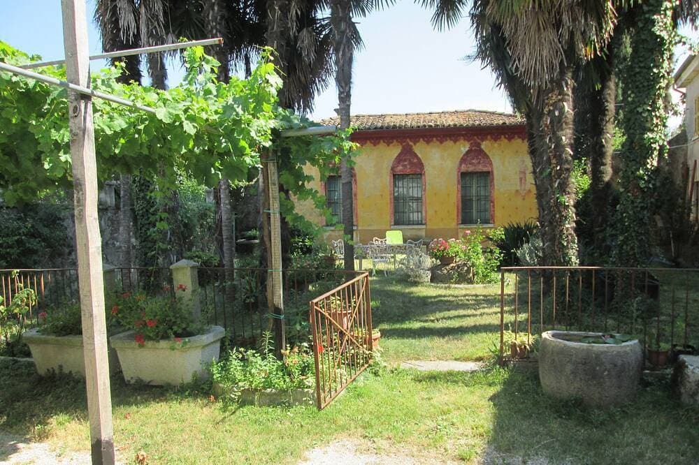 Foto 9 von 21: Apartment for couples with garden - 10 min from the lake!