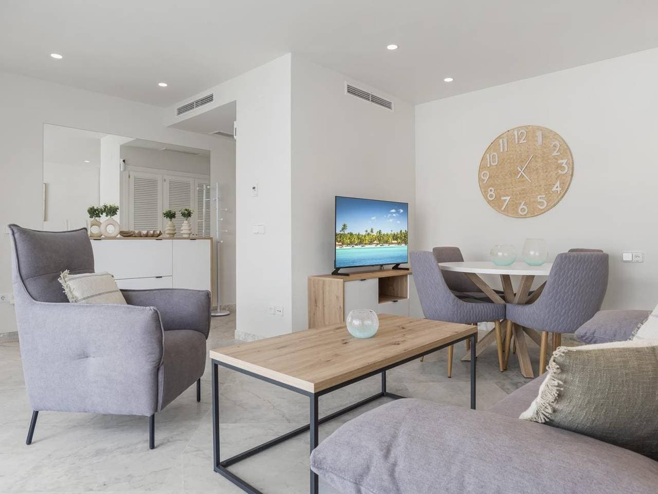Foto 12 von 45: Ferienwohnung für 2 Personen mit Pool