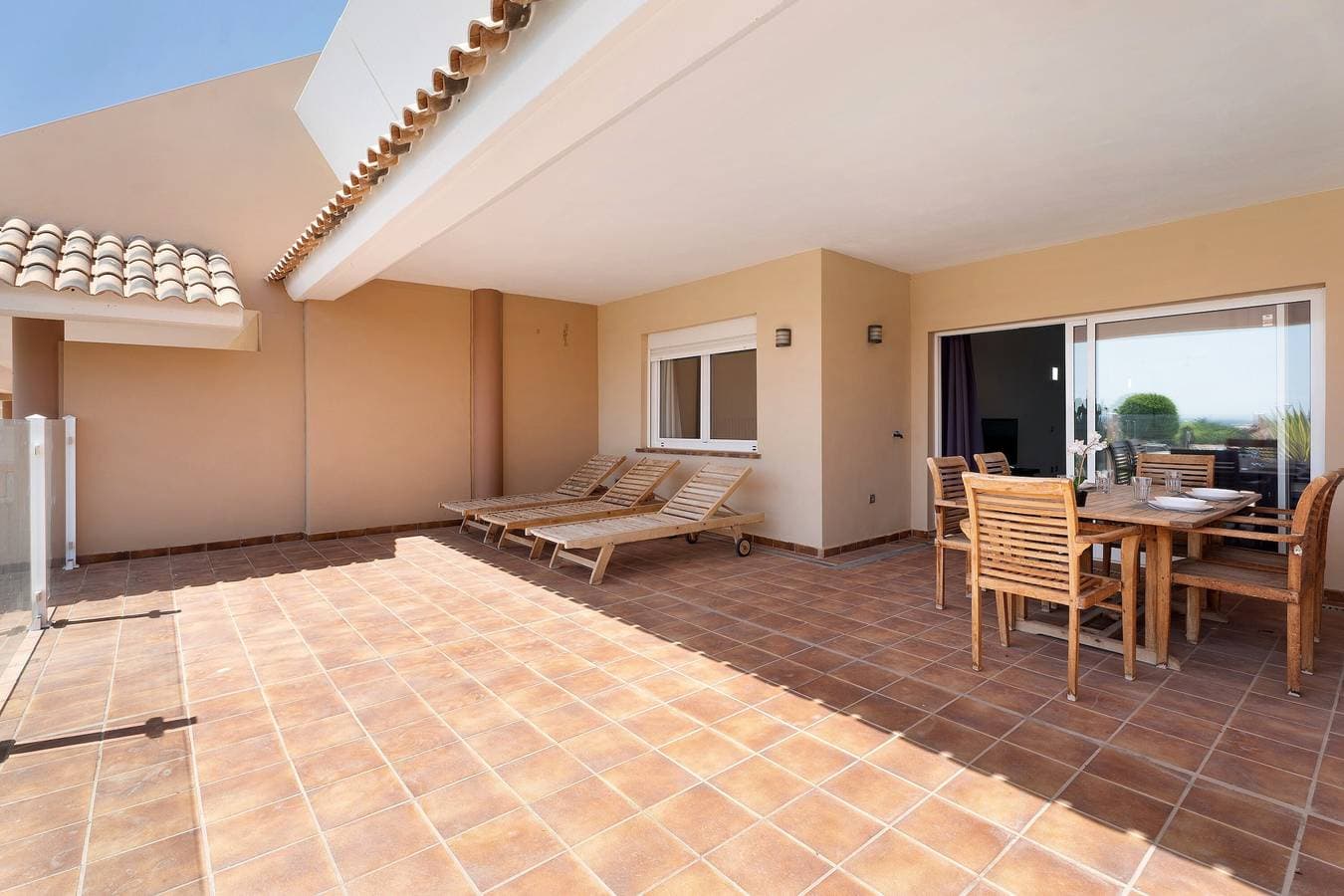 Foto 13 von 29: Ferienwohnung "Royal Marine Golf V" mit Meerblick, Gemeinschaftspool und WLAN