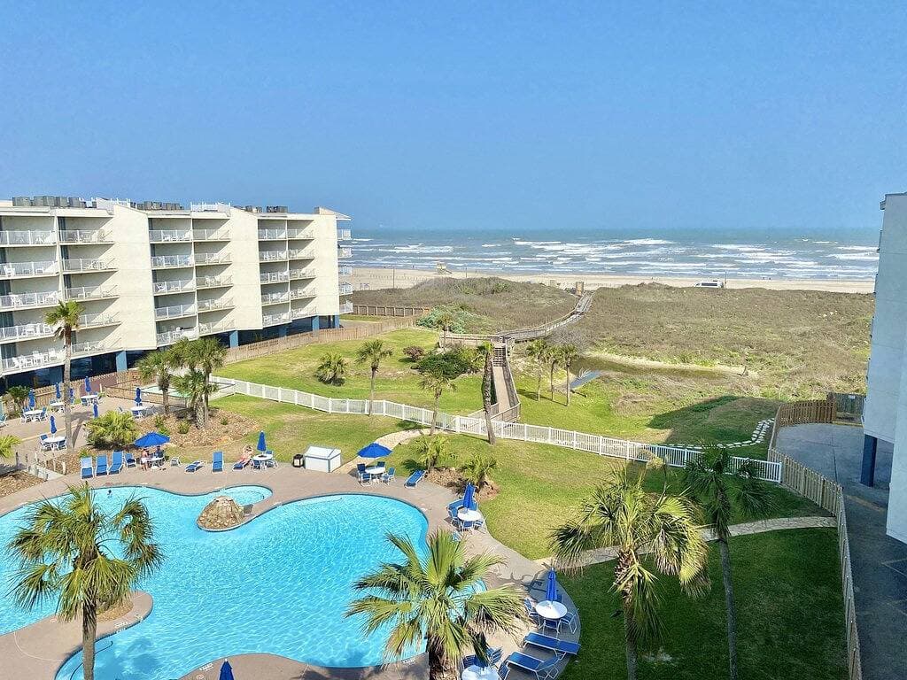 Foto 12 von 16: Sandcastle Condominium Unit 526