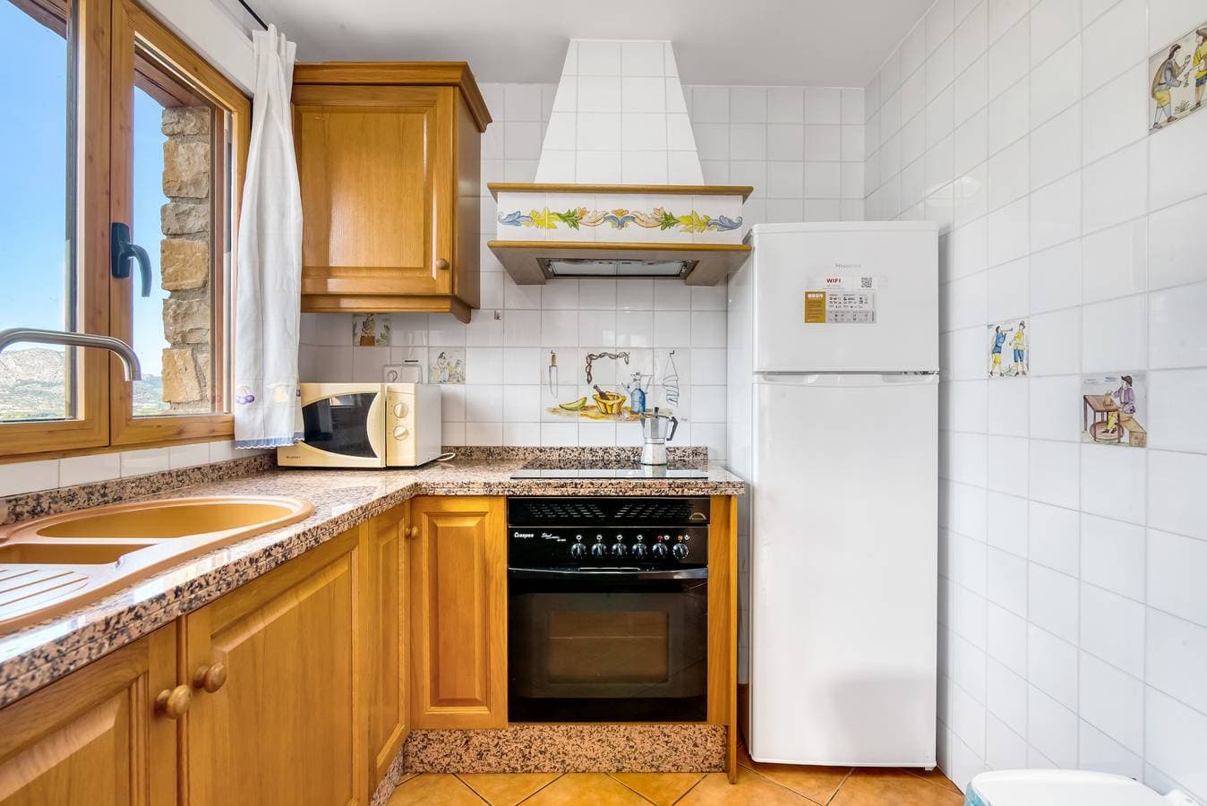 Foto 8 von 31: Ferienwohnung 'El Castellet' mit Bergblick, Wi-Fi und Klimaanlage