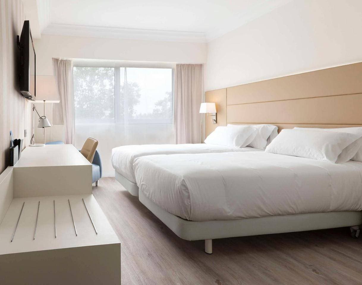Foto 8 von 10: Standard Double or Twin Room with Extra Bed (2 Adults + 1 Child)