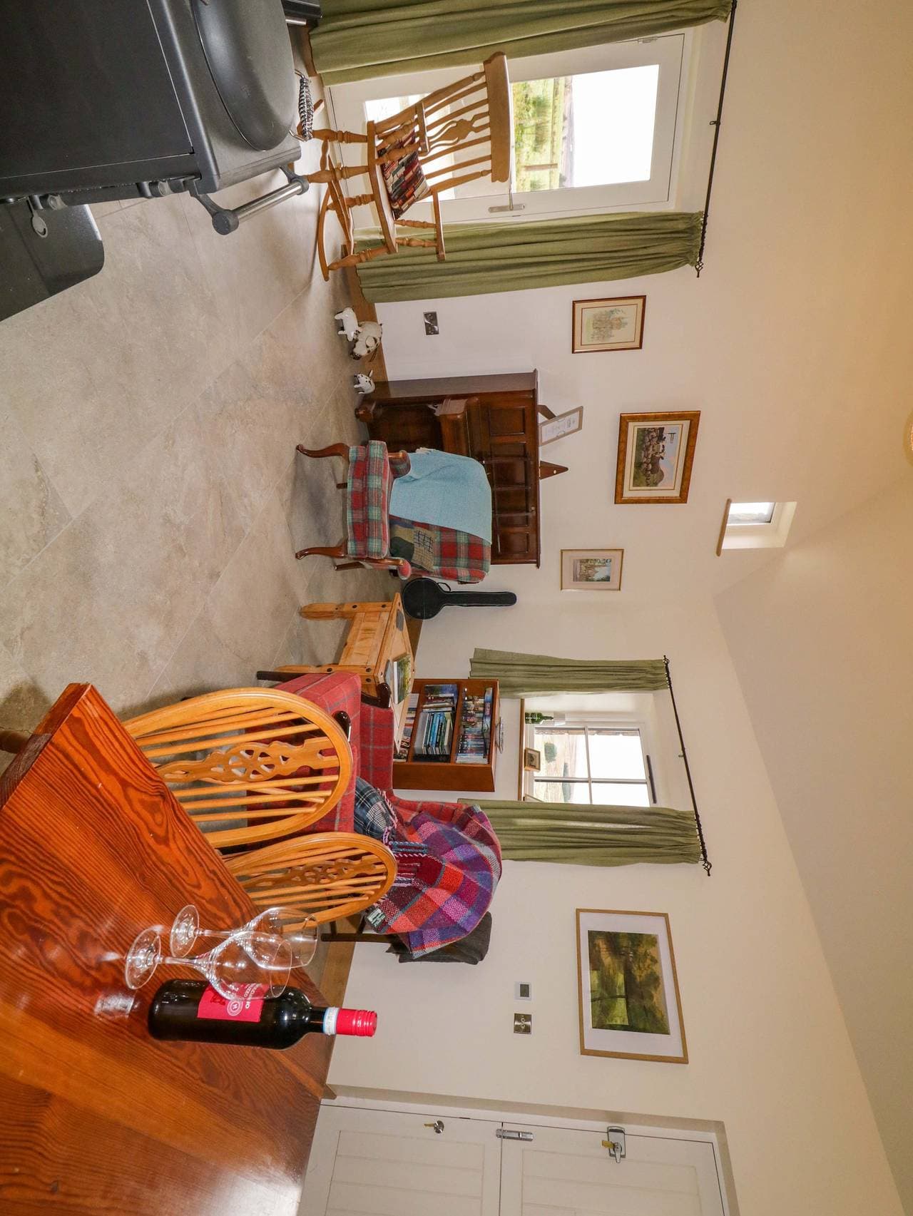 Foto 8 von 32: Cottage für 2 Personen mit Garten