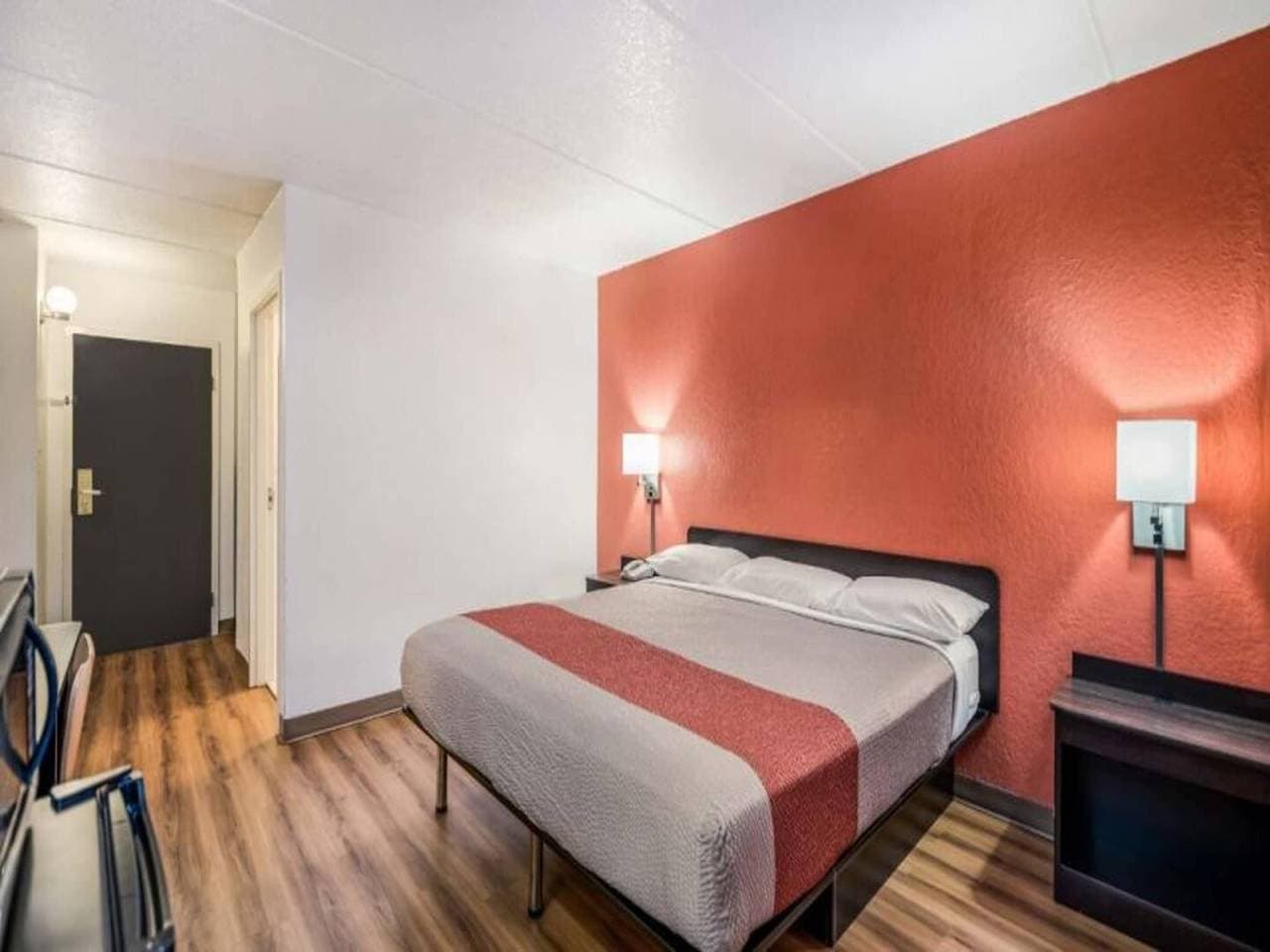 Foto 11 von 35: 1 Kingsize-Bett | Nichtraucher