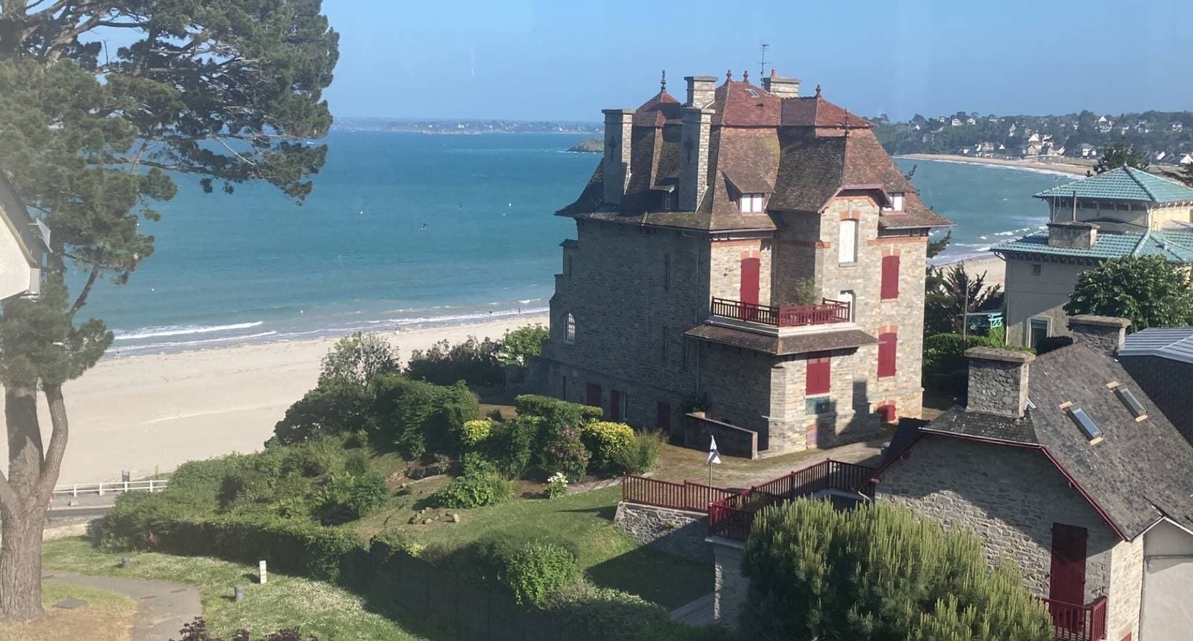 Foto 2 von 37: Ferienwohnung 'Newport Vue Mer' mit Meerblick, privater Terrasse und Wi-Fi