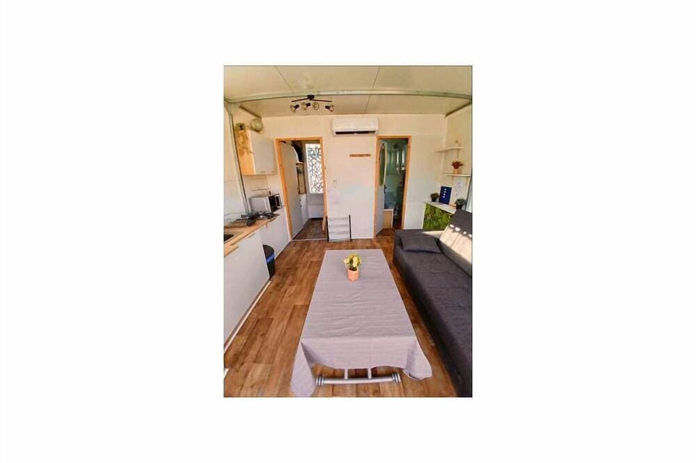 Foto 11 von 30: Unusual night on a fully air-conditioned and heated houseboat