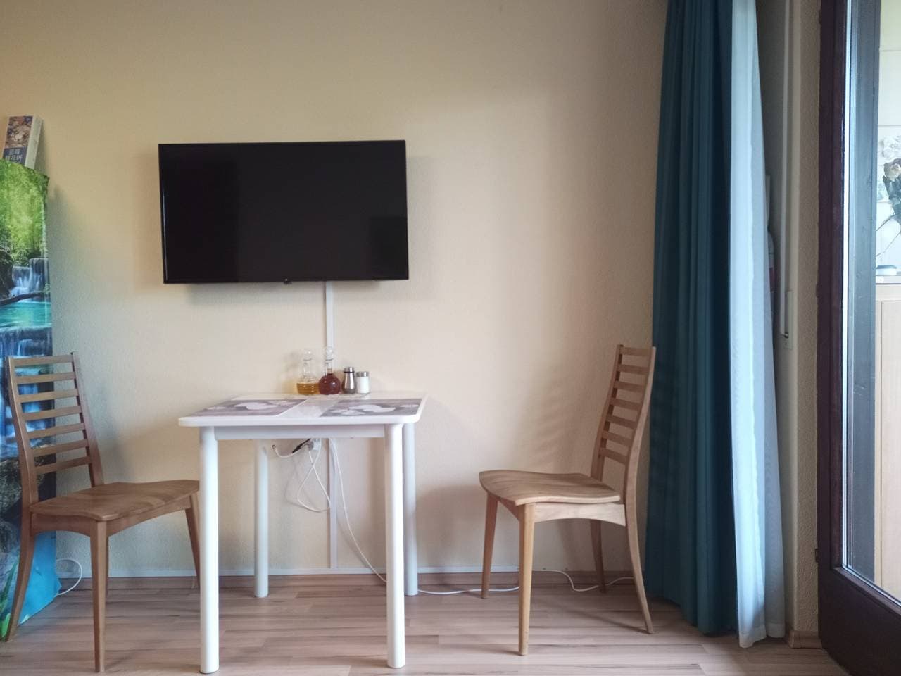 Foto 4 von 10: Apartment im Hotel 'Bad Urach' mit Gemeinschaftsterrasse, Garten und WLAN
